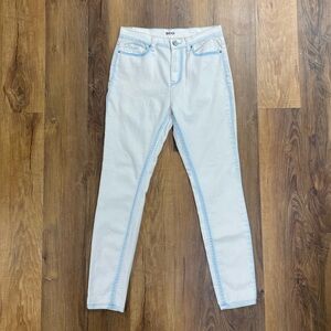 BDG The Twig high rise white and blue acid wash stretch skinny jeans size 27